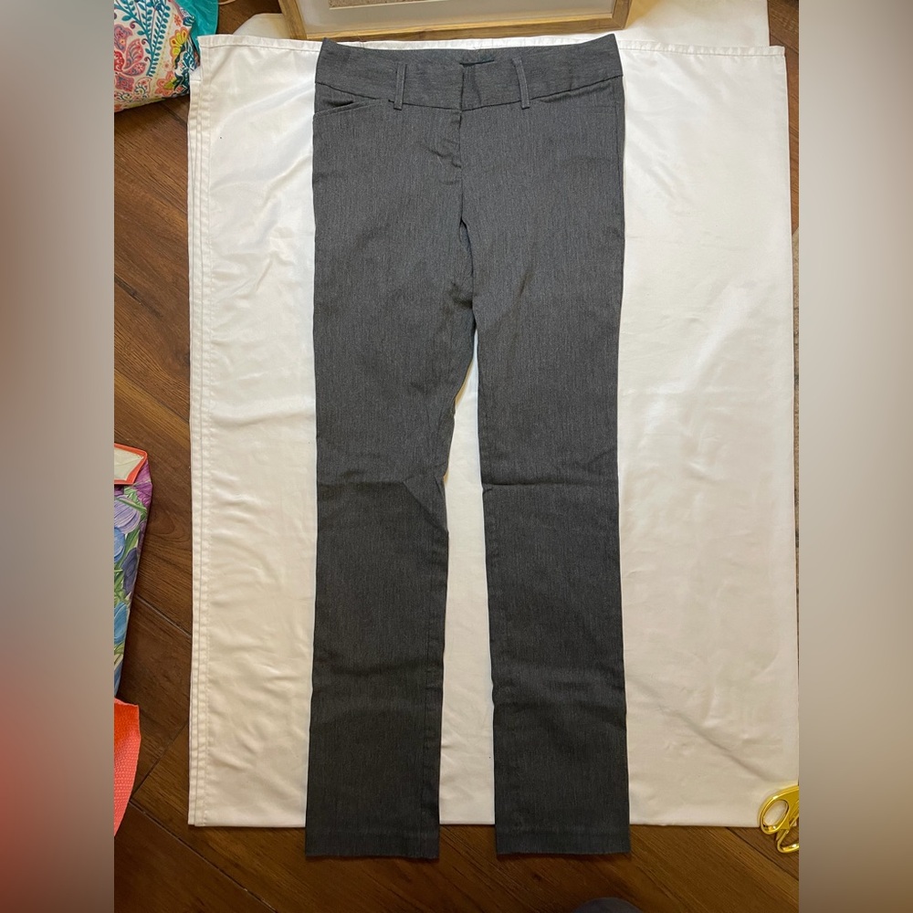 Max & Mia size one gray skinny dress pants